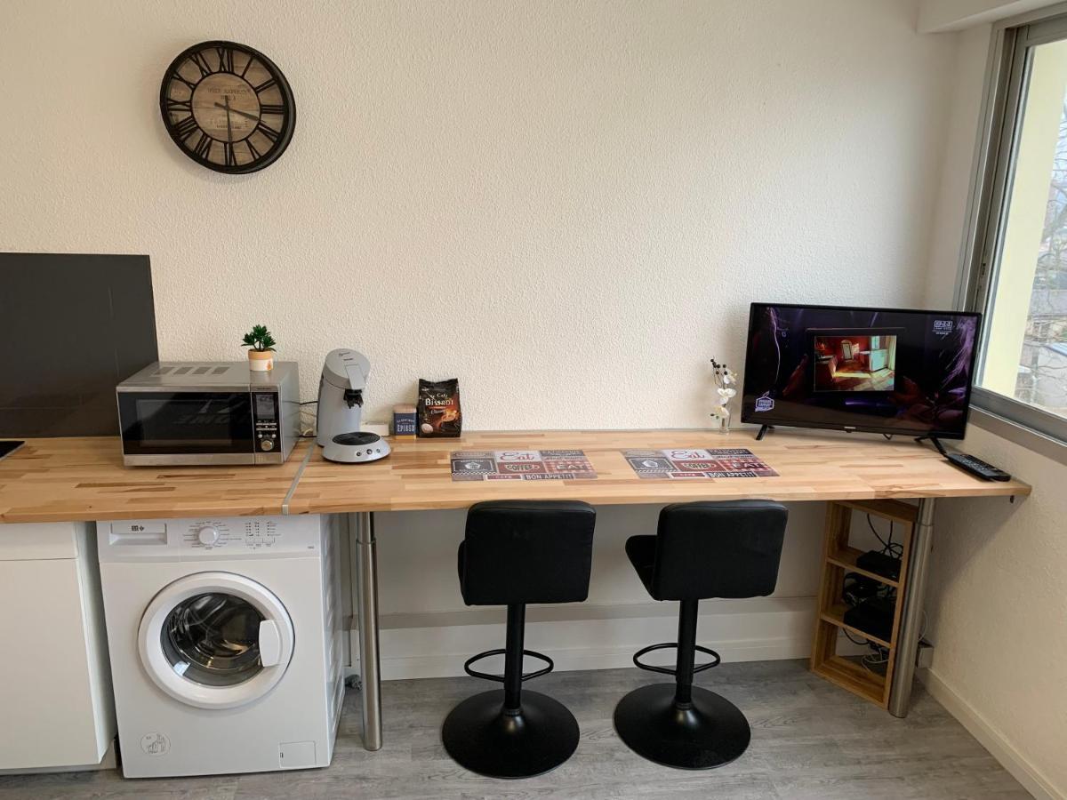Studio Entierement Renove Avec Parking Gratuit سان نازير المظهر الخارجي الصورة